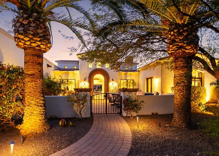 Paradise Valley Manor Pool, Spa, Pickleball, Views *