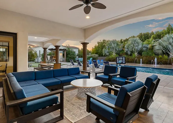 Paradise Valley Manor Pool, Spa, Pickleball, Views * Scottsdale